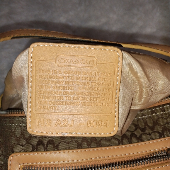 Purse - Picture 10 of 11